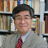 西尾　林太郎